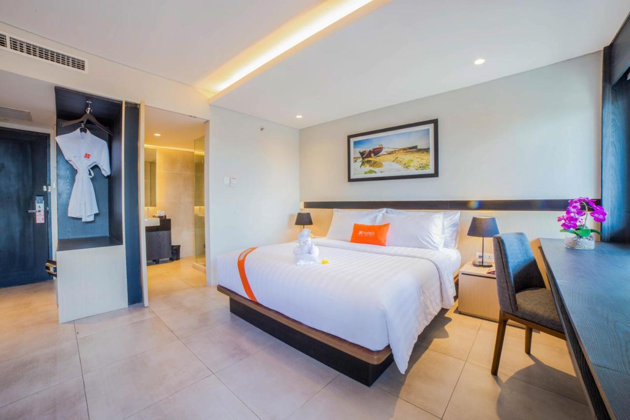 J4 Hotels Legian Экстерьер фото